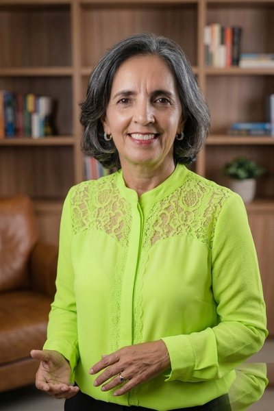Ana Barreto, psicóloga, em seu espaço de atendimento